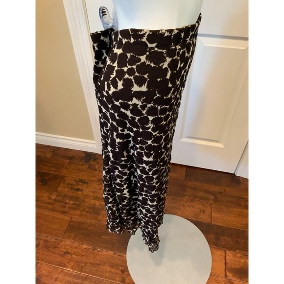 BCBG Max Azria Black& White Animal Print A-Line Skirt, Size Medium NWT! - Picture 3 of 7